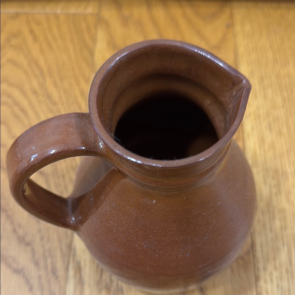 Brown Plimoth Patuxet pottery ceramic kitchen pitcher - Picture 2 of 11